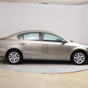 Foto inzerátu Volkswagen Passat 1.4 TSI