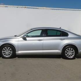 Foto inzerátu Volkswagen Passat 2.0 TDI