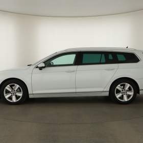 Foto inzerátu Volkswagen Passat 2.0 TDI