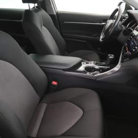 Foto inzerátu Toyota Camry 2.5 Hybrid