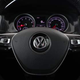 Foto inzerátu Volkswagen Golf 1.4 TSI