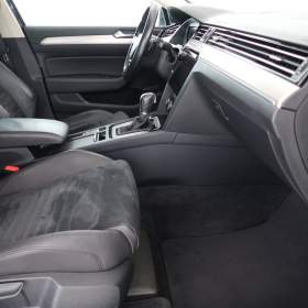 Foto inzerátu Volkswagen Passat 2.0 TDI