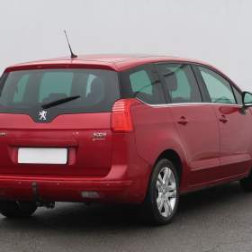 Foto inzerátu Peugeot 5008 1.6 HDi