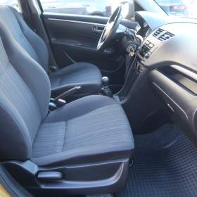 Foto inzerátu Suzuki Swift 1.2