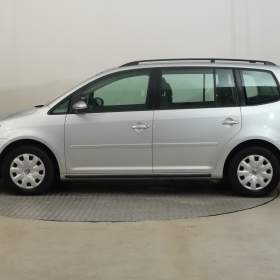 Foto inzerátu Volkswagen Touran 1.6 TDI