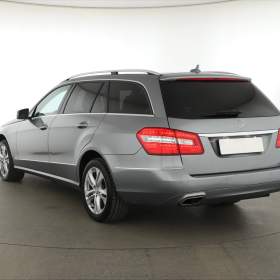 Foto inzerátu Mercedes-Benz Třídy E E 350 CDI 4MATIC