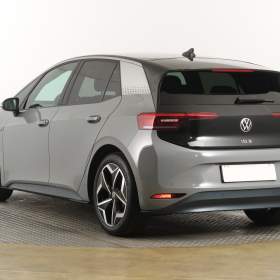 Foto inzerátu Volkswagen ID.3 1st (62 kWh)
