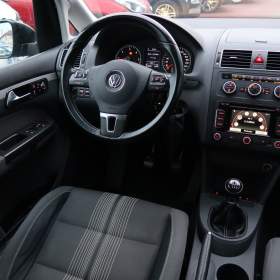 Foto inzerátu Volkswagen Touran 1.6 TDI