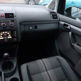 Foto inzerátu Volkswagen Touran 1.6 TDI
