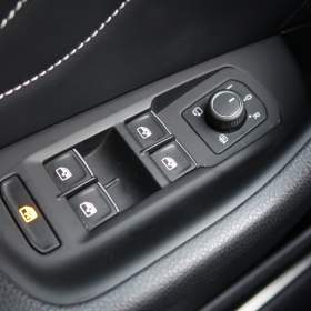 Foto inzerátu Volkswagen Passat 2.0 TDI