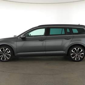 Foto inzerátu Volkswagen Passat 2.0 TDI