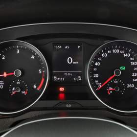 Foto inzerátu Volkswagen Passat 2.0 TDI