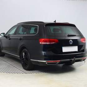 Foto inzerátu Volkswagen Passat 2.0 TDI