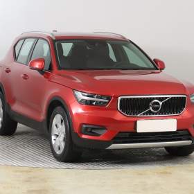 Fotka k inzerátu Volvo XC40 B4 AWD / 19671923