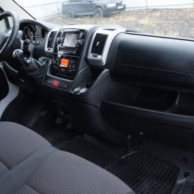 Foto inzerátu Citroën Jumper 2.2 BlueHDi