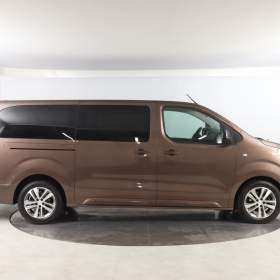 Foto inzerátu Peugeot Traveller 2.0 BlueHDi