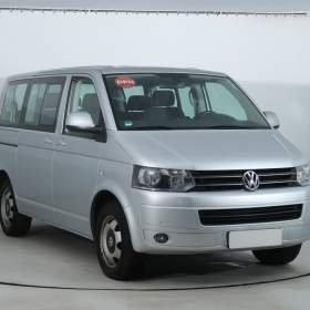 Volkswagen Caravelle 2.0 TDI 4MOTION / 19674220