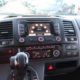 Foto inzerátu Volkswagen Caravelle 2.0 TDI 4MOTION