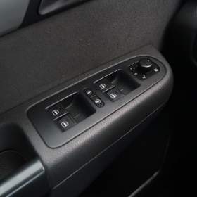 Foto inzerátu Volkswagen Sharan 2.0 TDI