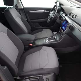 Foto inzerátu Volkswagen Passat 2.0 TDI