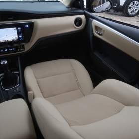 Foto inzerátu Toyota Corolla 1.6 Valvematic