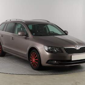 Škoda Superb 2.0 TDI / 19675136