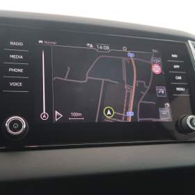 Foto inzerátu Škoda Karoq 1.5 TSI