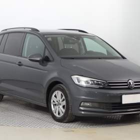 Foto inzerátu Volkswagen Touran 2.0 TDI