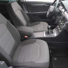 Foto inzerátu Volkswagen Passat 2.0 TDI