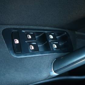 Foto inzerátu Volkswagen Golf 1.4 TSI