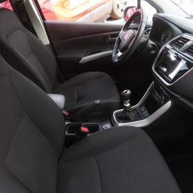 Foto inzerátu Suzuki SX4 S-Cross 1.4 BoosterJet