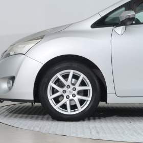 Foto inzerátu Toyota Verso 2.0 D-4D