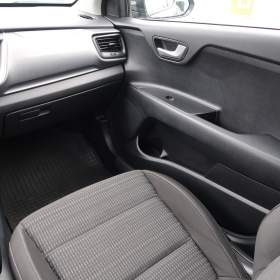 Foto inzerátu Kia Stonic 1.2 DPI