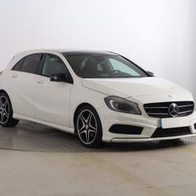Mercedes- Benz Třídy A A 180 / 19675634