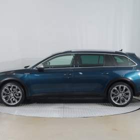 Foto inzerátu Škoda Superb 2.0 TSI