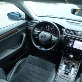 Foto inzerátu Škoda Superb 2.0 TSI