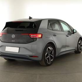 Foto inzerátu Volkswagen ID.3 1st (62 kWh)