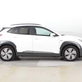 Foto inzerátu Hyundai Kona Electric 64 kWh