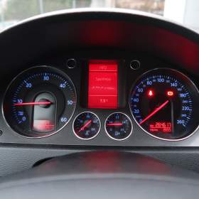 Foto inzerátu Volkswagen Passat 2.0 TDI