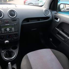 Foto inzerátu Ford Fusion 1.6