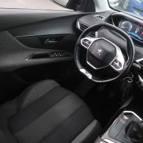 Foto inzerátu Peugeot 3008 2.0 BlueHDi