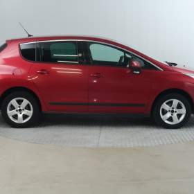Foto inzerátu Peugeot 3008 1.6 HDi