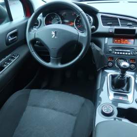 Foto inzerátu Peugeot 3008 1.6 HDi