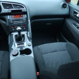 Foto inzerátu Peugeot 3008 1.6 HDi