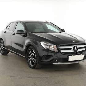 Mercedes- Benz GLA GLA 200 / 19676129