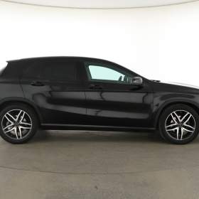 Foto inzerátu Mercedes-Benz GLA GLA 200