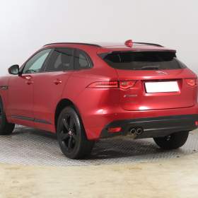 Foto inzerátu Jaguar F-Pace 20d AWD