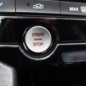 Foto inzerátu Jaguar F-Pace 20d AWD