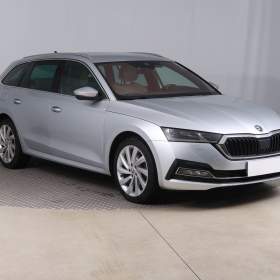 Fotka k inzerátu Škoda Octavia 1.5 TSI / 19670962