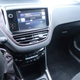 Foto inzerátu Peugeot 2008 1.6 VTi